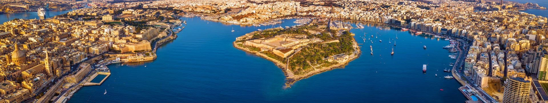Valletta,,Malta,-,Aerial,Panoramic,Skyline,View,Of,Valletta,,Sliema,